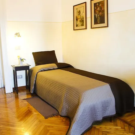 Szálloda Garisenda Con Terrazza Panoramica Sulle Due Torri Bologna