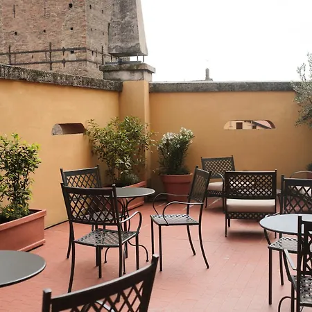 Garisenda Con Terrazza Panoramica Sulle Due Torri Szálloda