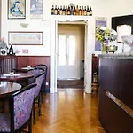 Garisenda Con Terrazza Panoramica Sulle Due Torri Hotel