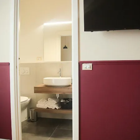 ホテル Garisenda Con Terrazza Panoramica Sulle Due Torri