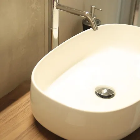 Garisenda Con Terrazza Panoramica Sulle Due Torri ホテル 2*