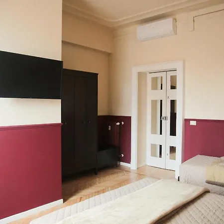 Garisenda Con Terrazza Panoramica Sulle Due Torri