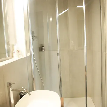 Garisenda Con Terrazza Panoramica Sulle Due Torri ホテル