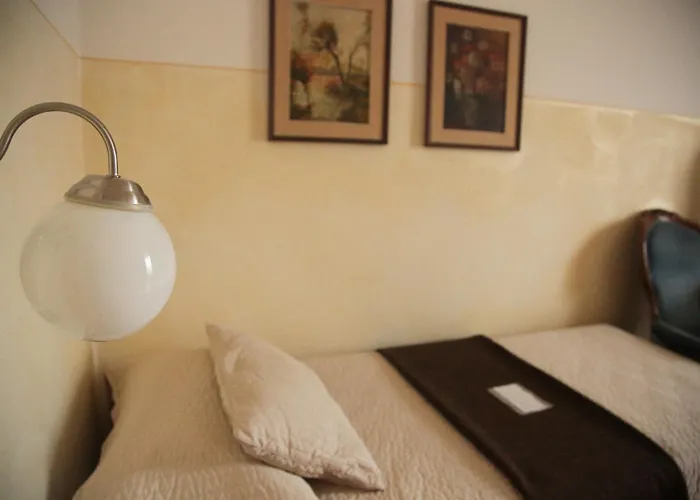 Hotell Garisenda Con Terrazza Panoramica Sulle Due Torri