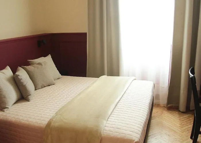 Garisenda Con Terrazza Panoramica Sulle Due Torri Hotell