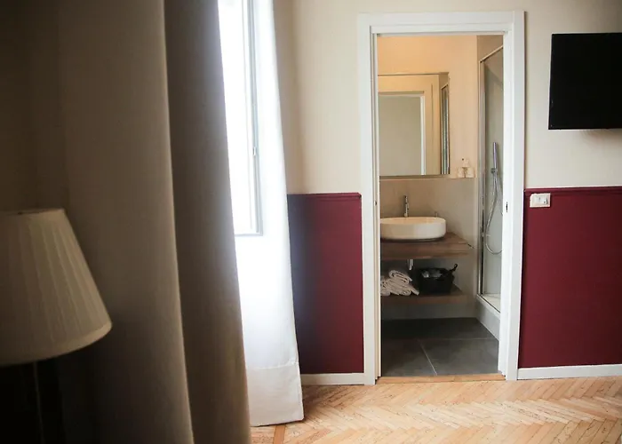 Hotell Garisenda Con Terrazza Panoramica Sulle Due Torri 2*