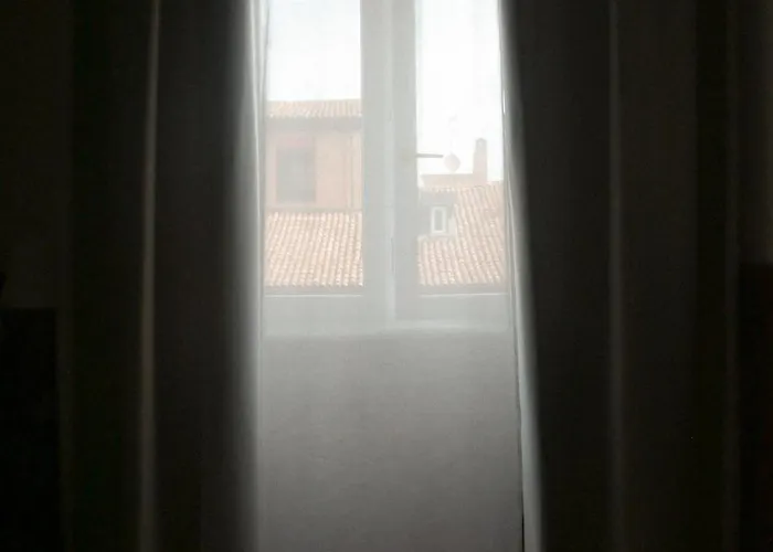 Hotell Garisenda Con Terrazza Panoramica Sulle Due Torri 2*