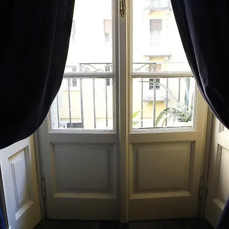 Garisenda Con Terrazza Panoramica Sulle Due Torri Otel