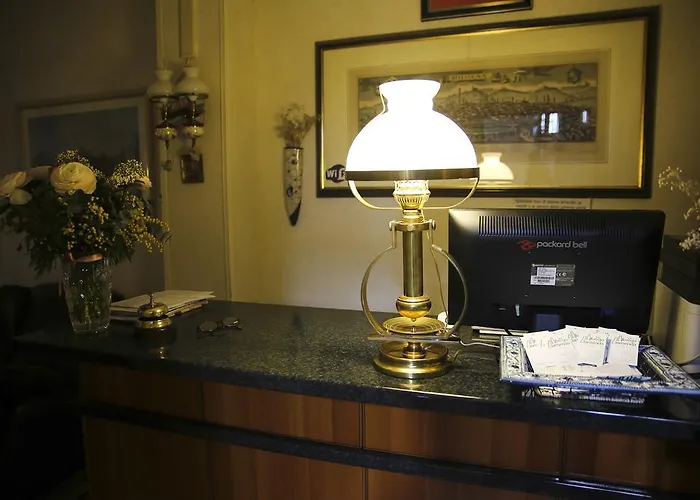 Garisenda Con Terrazza Panoramica Sulle Due Torri Bolonia