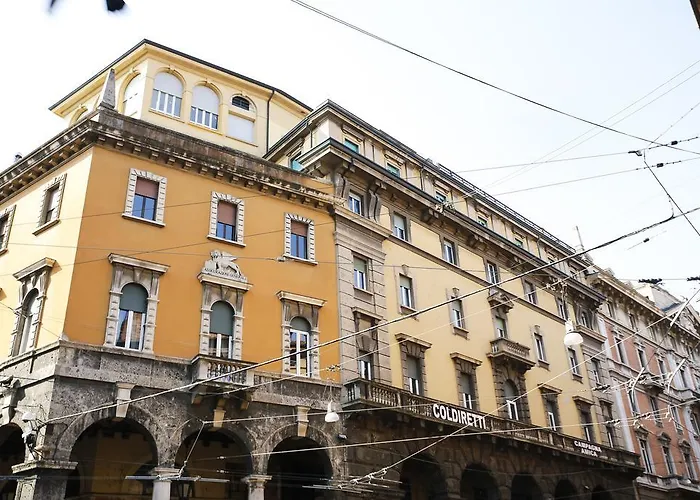 Garisenda Con Terrazza Panoramica Sulle Due Torri 2* 博洛尼亚