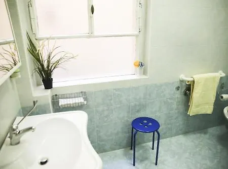 Garisenda Con Terrazza Panoramica Sulle Due Torri 2*