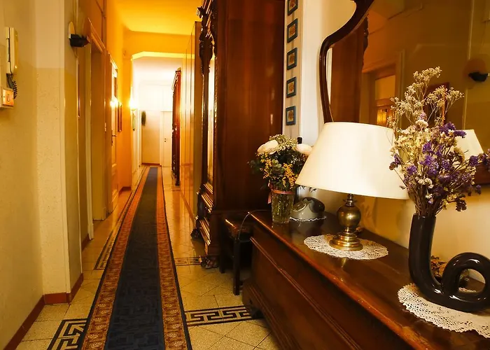 Garisenda Con Terrazza Panoramica Sulle Due Torri Bologna