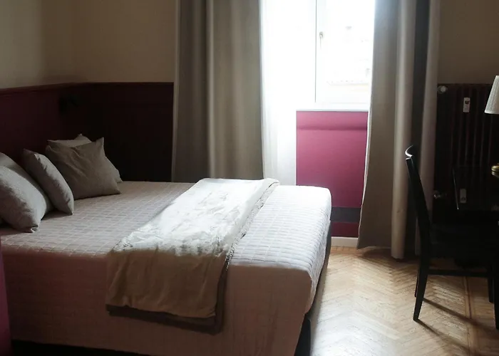 Otel Garisenda Con Terrazza Panoramica Sulle Due Torri