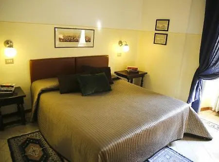 فندق Garisenda Con Terrazza Panoramica Sulle Due Torri 2*