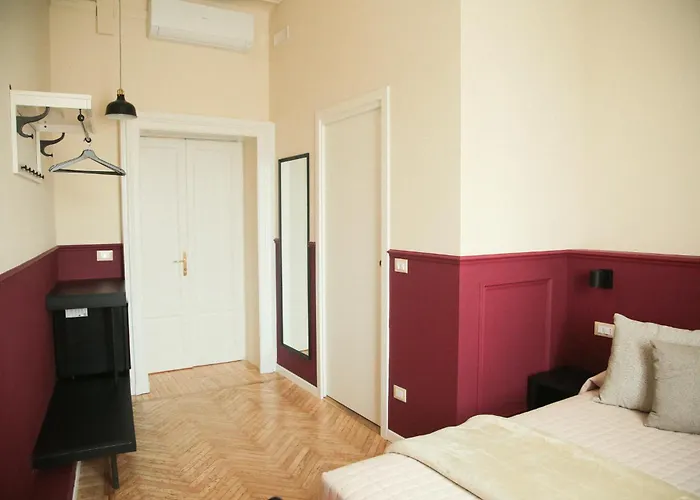 Garisenda Con Terrazza Panoramica Sulle Due Torri