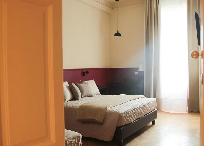 ホテル Garisenda Con Terrazza Panoramica Sulle Due Torri ボローニャ