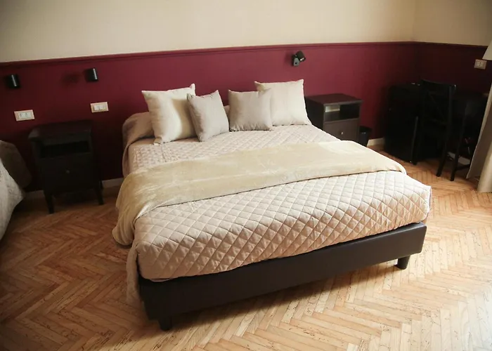 ホテル Garisenda Con Terrazza Panoramica Sulle Due Torri ボローニャ