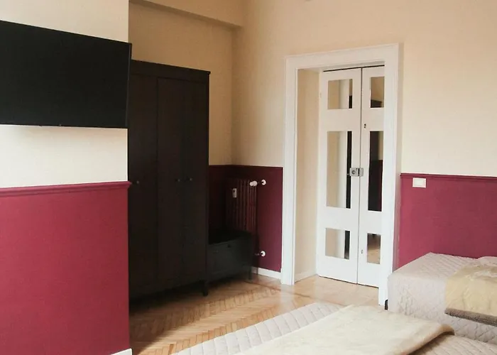 ホテル Garisenda Con Terrazza Panoramica Sulle Due Torri 2*