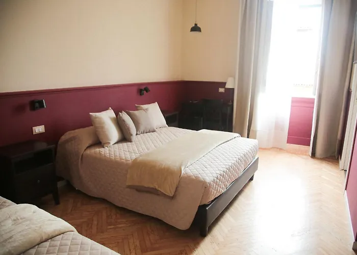 ホテル Garisenda Con Terrazza Panoramica Sulle Due Torri 2*